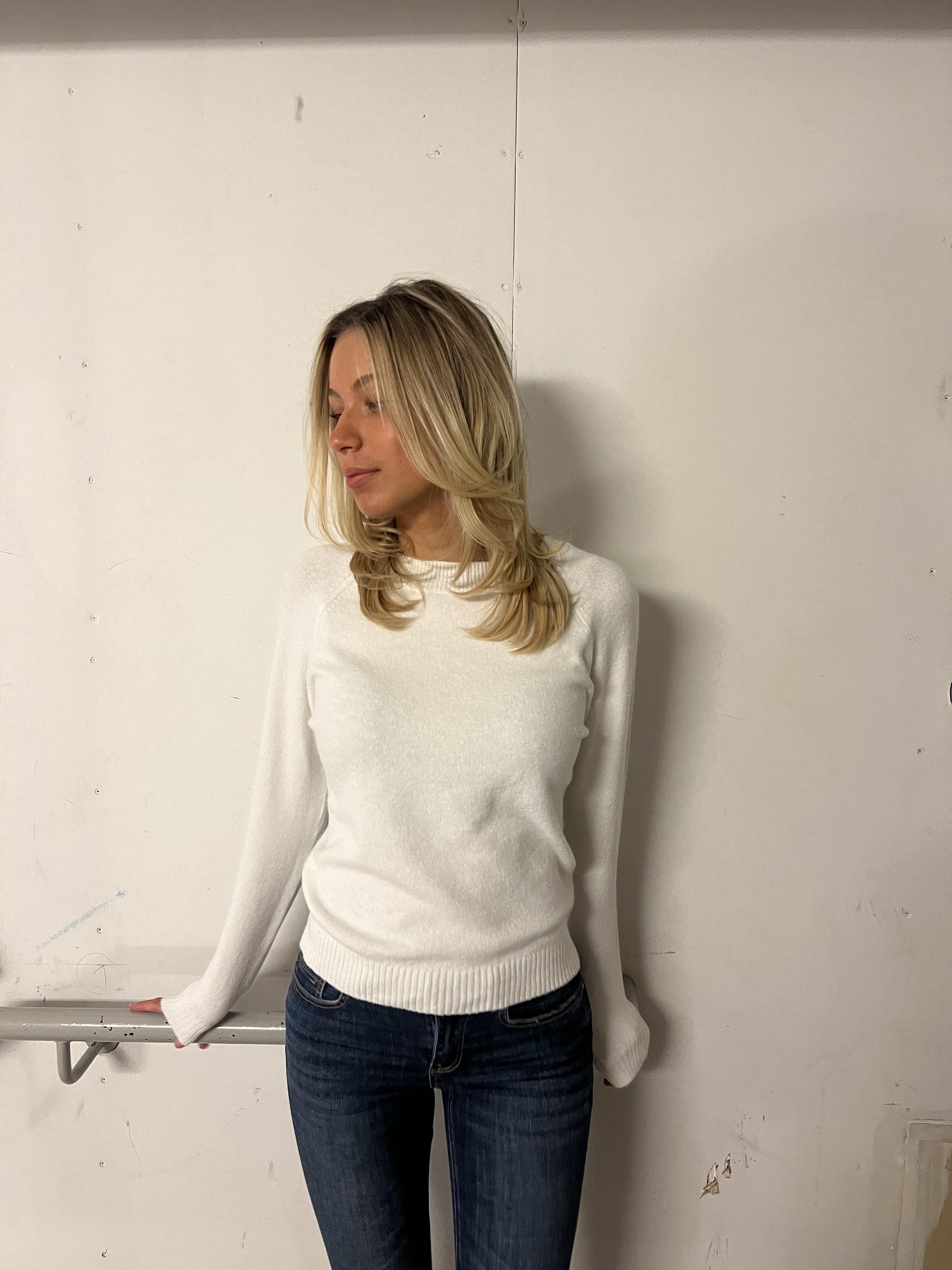 VMDOFFY Pullover - Snow White